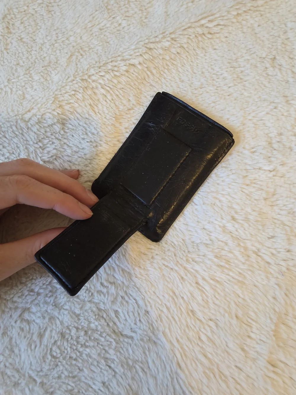Fossil Men’s Magnetic Ingram Black Solid Wallet